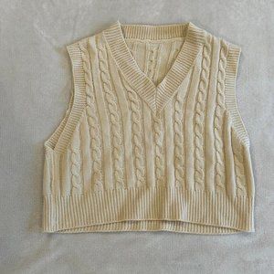 DIYI Plain V-Neck Cable-Knit Vest